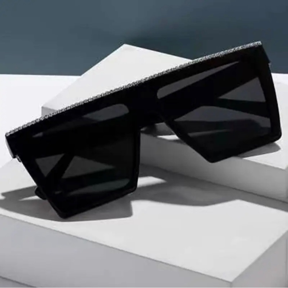 Rhinestone flat front sunglasses shades